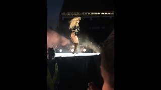 Beyoncé - DADDY LESSONS (The Formation World Tour - Brussels 2016)