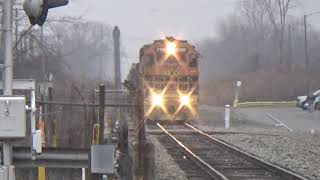 RS3L! IORY 2100 (GP38-2) \u0026 IORY 3494 (SD40-2) leads IORY A401 north through Flat Rock, MI, 1/5/21