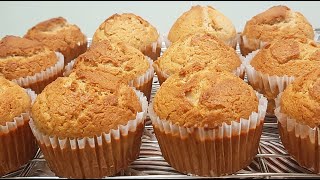 EASY BASIC VANILLA MUFFINS RECIPE | SUPER SOFT AND FLUFFY VANILLA MUFFINS