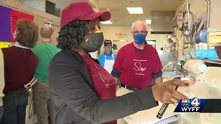 Spartanburg Soup Kitchen provides meals on Thanksgiving