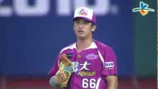 20130928 CPBL 桃猿vs犀牛 3上 郭嚴文德州安打 讓右外野手張建銘跑了好遠還接不到 一分打點