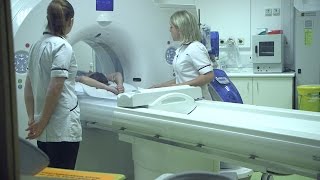 What is it like to have a CT scan? | Cancer Research UK