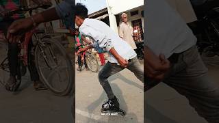 👀#skating #viralshorts #shorts #youtubeshorts #trending #india #girlreaction #publicreaction #viral