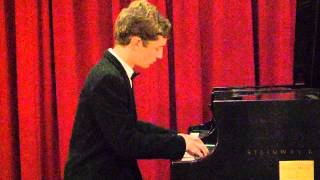 Nicholas Biniaz-Harris playing Bach's Prelude and Fugue