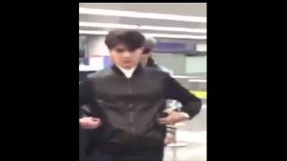 150410 EXO Sehun 세훈 at Beijing Airport[Fancam]