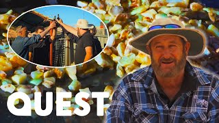 The Blacklighters Mine $30K Worth Of Crystal Opal | Outback Opal Hunters