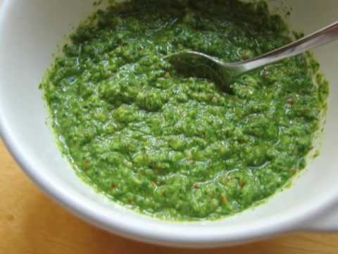 Almond Arugula Pesto Recipe - Fresh Arugula Pesto Almond Arugula Pesto Recipe - Fresh Arugula Pesto