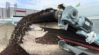 Gremac e1 trommel screener - Screening topsoil, rock and dirt