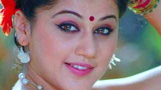Taapsee Pannu's Cute Face Hot Expression HD Close Up Pictures