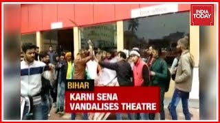 Karni Sena Vandalises Bihar Theatre, Blocks Ahmedabad Road After SC Un-bans 'Padmaavat'