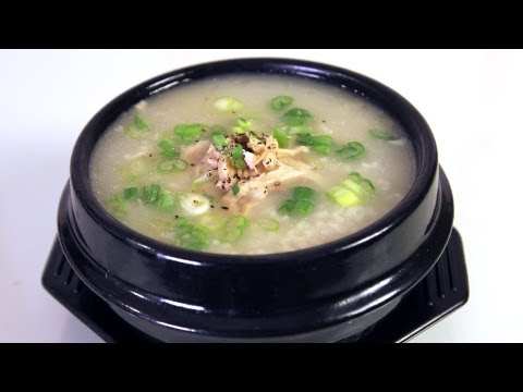 Chicken and rice porridge (dakjuk: 닭죽) Chicken and rice porridge (dakjuk: 닭죽)