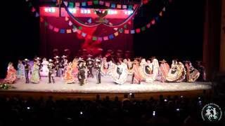 Jalisco: "El Jarabe Tapatío" - Compañía Folklórica del Estado de Chihuahua y Folklórico Mahuatzi