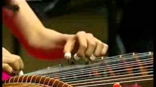 吉炜 Ji Wei Plays 长歌行 Chang Ge Xing on 古筝 Guzheng 1