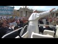 raw pope frees doves from cage