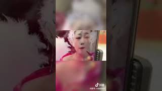 驚歎美顏的強大！當直播美女關掉美顏后驚掉下巴`~抖音tiktok