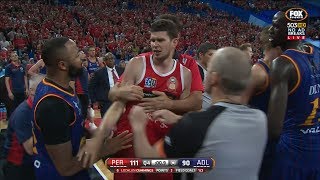 PERTH WILDCATS vs ADELAIDE 36ERS TUSSLE - ROUND 17 2018 NBL