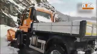 Snow Clearance Operations Underway At Mughal Road In Poonch, J\u0026K | News9