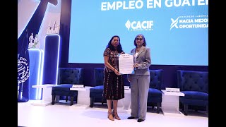 CACIF y Ministerio de Trabajo firman acuerdo para crear más oportunidades de empleo formal