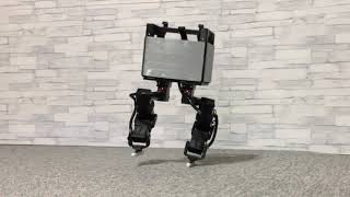 自作2脚ロボット　ブレード足を改良して歩行テスト