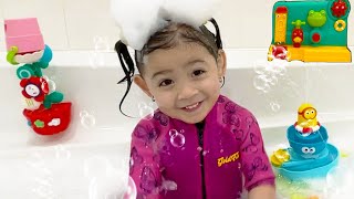 Bath Time Song with Maddie | Sing-along Kids Songs and Nursery Rhymes