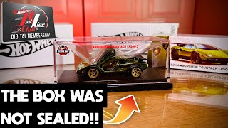 MY NEW HOT WHEELS RLC LAMBORGHINI BOX ARRIVED WITH NO TAPE!!  AGAIN!!  IT’S THE WRONG COLOR TOO!!
