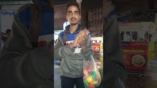 clay ball boy in porani anarkali lahore - Aisy logon kee madad zaroor krain #viral #viralvideo #wlm