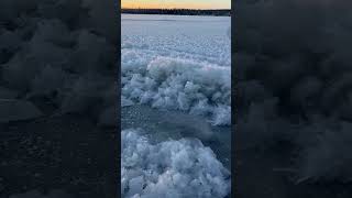 #biggest #snowflakes #formation #snow #winter #arctic #shorts #video #frozen #ice #lake #viral