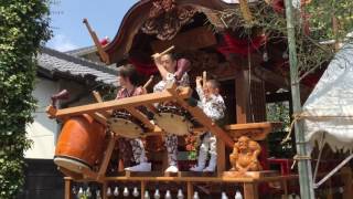 2017.06.10 山車の上で太鼓の朝陽 吉原祗園祭