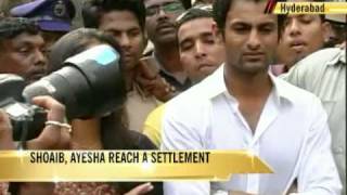 Shoaib Malik divorces Ayesha