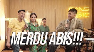 ABIS NGERJAIN MERRY, KOMPAK NYANYI BARENG ABIRAMA