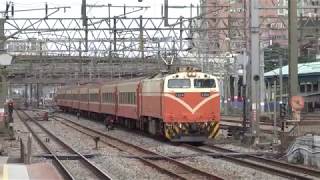 (4K) 561次 E224電力機車牽引莒光號車廂停靠及離開新竹車站