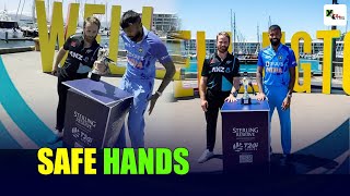 Was Kane Williamson trying to get his hands on the cup ahead of Hardik Pandya? | NZvIND