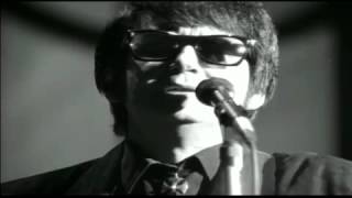 Roy Orbison   Only The Lonely A Black and White Night