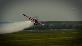 Besenyei Péter bemutatórepülése , Skyview Airshow – Fertőszentmiklós Repülőnap 2022,  (AEROsport.hu)