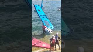 windsurfing Beach start 岸起