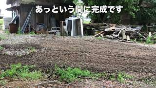 ユンボで整地　leveling with a backhoe