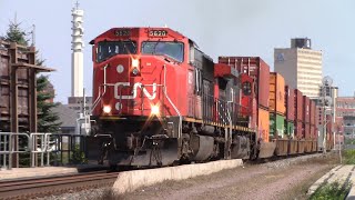 Awesome Leader! EMD SD70I 5620 Leads a Long Stack Train CN 123 at Moncton, NB