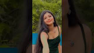 അങ്ങനെ നിവേദ്യ കുട്ടിയും ട്രെൻസ് പിടിച്ചു | Nivedya Nivyy Latest Video #trending #shorts #short