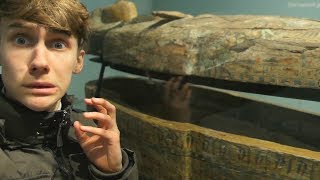 1000 JAAR OUDE MUMMY GEVONDEN! - JOB VLOG #32