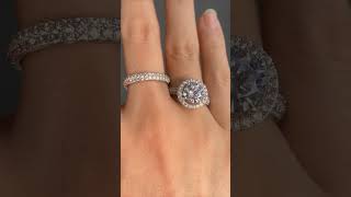 Amara Gorgeous Round Dazzling Halo Diamond  Ring💖💎💍#timelesstar #moissanite #engagementring #gift