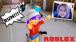 Roblox Hide And Seek Extreme With Microguardian Radiojh Games - roblox radio audrey flee the facility new map