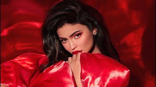 Kylie Jenner | Christmas Collection 2019 | Kylie Cosmetics