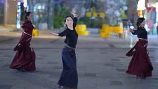 Tibetan dance performed by Tibetan three sisters is so wonderful