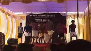 MIC 2K16-2K19 COLLEGE DAY BCOM DANCE PERFORMANCE