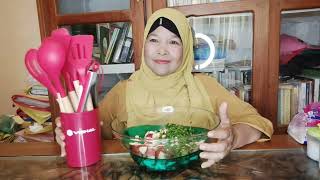 Full, Fitriany Gustariny: Cara Membuat Salad Tomat Apel Merah Plus Mayonais ala Fitriany Gustariny