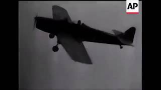 Free French pilots training with RAF Miles Magister (1941)