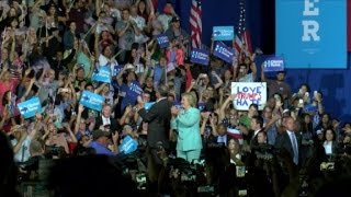 Clinton y Kaine unen experiencia en su primer mitin en Miami