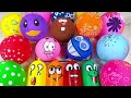 making slime with funny balloons.lage slim ballonger bobler lag slim med følelsesballonge