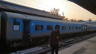 12420 New Delhi-Lucknow Gomti Express leaving Etawah Jn. for Lucknow Charbagh