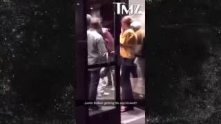 Драка Джастина Бибера с фанатом(Justin Bieber got into a fight with a fan).